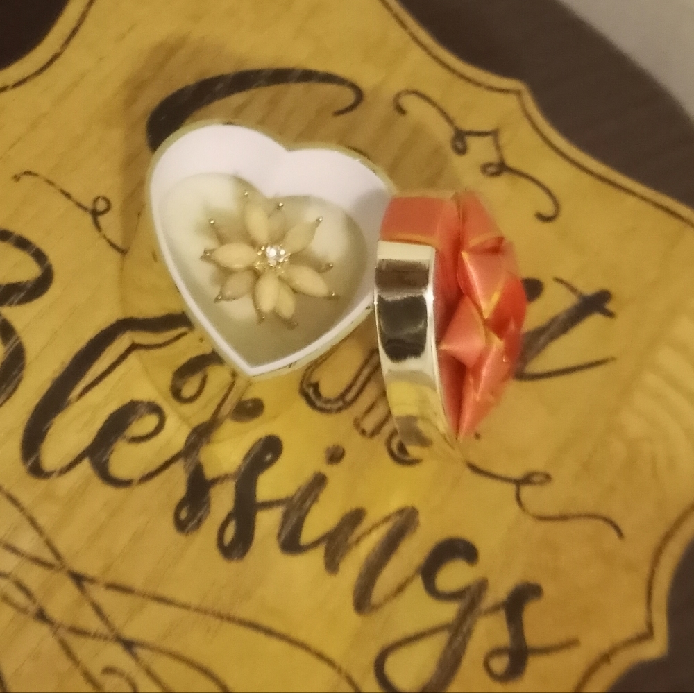 "Flower Power" Greenwich Opal & Cubic Ring ~